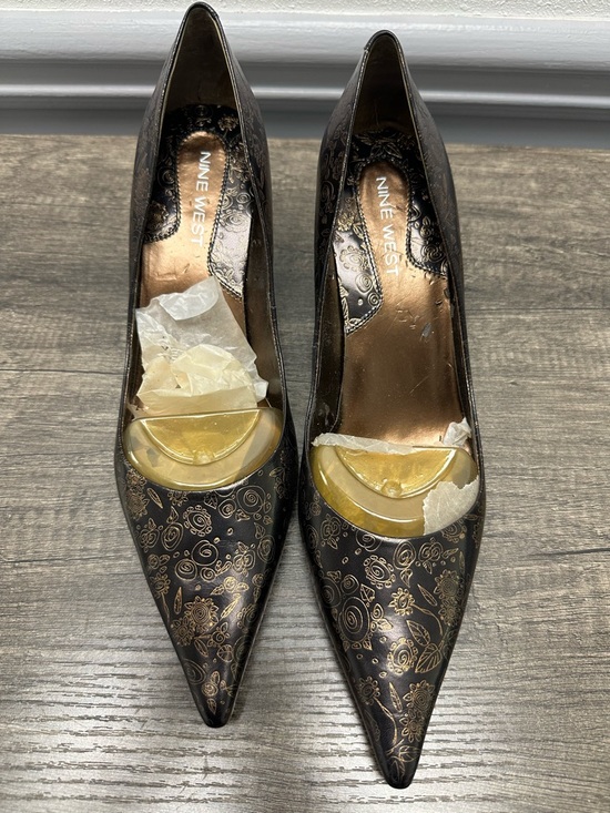 Nine West Shoes - Nine West Black Leather Pumps with Gold Floral Accents NWB